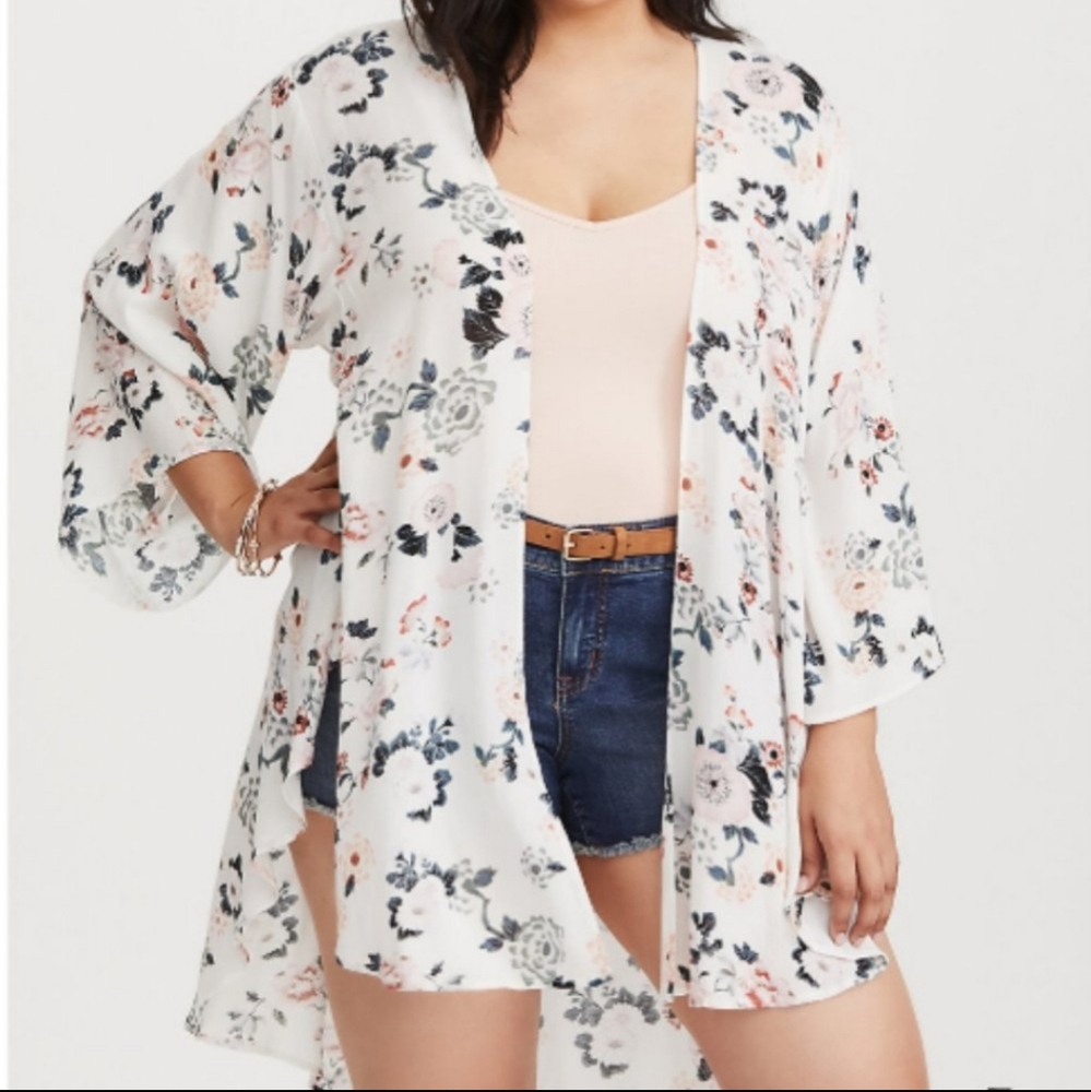 Torrid plus size floral kimono|lightweight|open